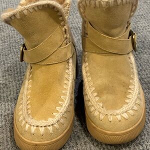 Blondo Tan Suede Boots with Strap